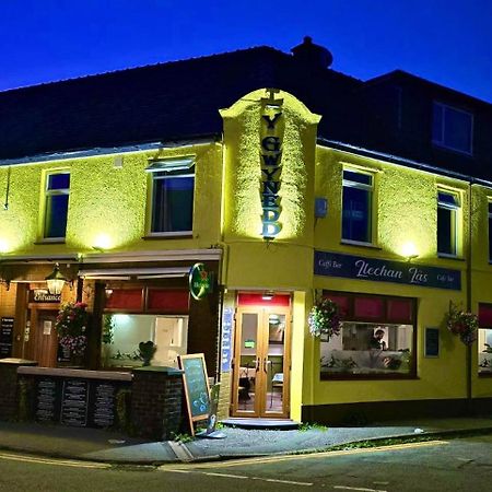 Y Gwynedd Inn Лланберис Экстерьер фото